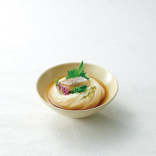 奈良 「池利」 5種の味わい三輪素麺 一膳仕立